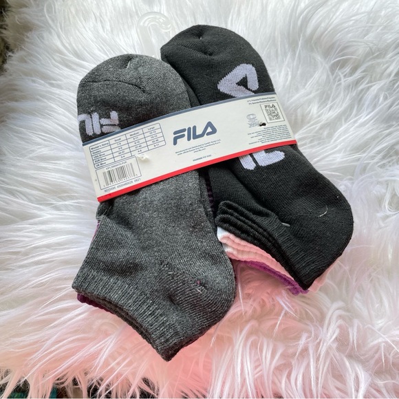 NWT FILA LADIES NO SHOW SOCKS SIZE 6-10 - Picture 5 of 8